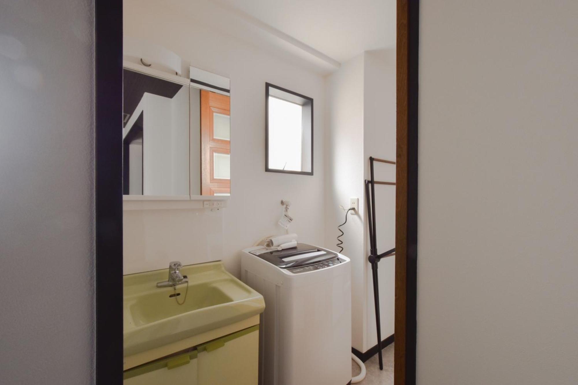岡田ビル4階 Apartment โตเกียว ภายนอก รูปภาพ